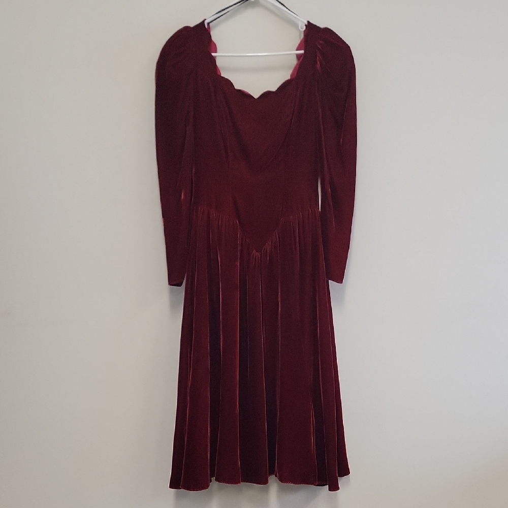 Long Sleeve Velvet Dress